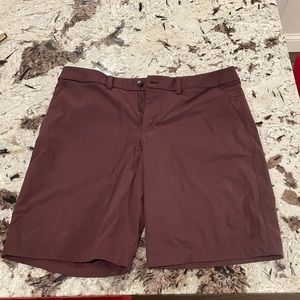 Lulu mens 36 ABC shorts